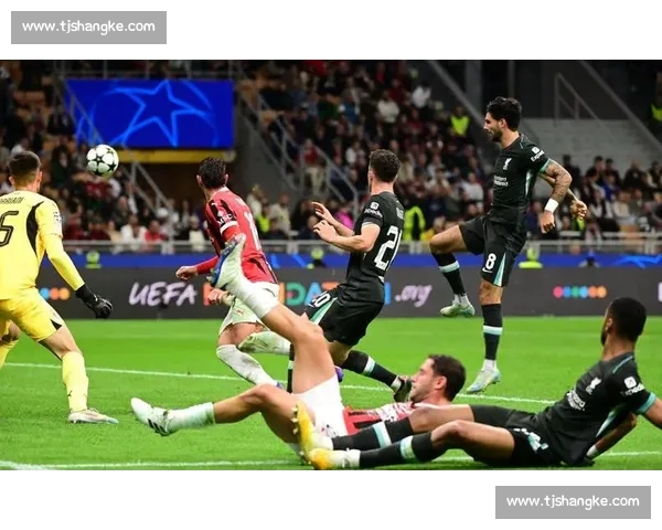 铁心加盟！亚沙里拒曼联多特高薪，23 岁瑞士铁腰登陆圣西罗