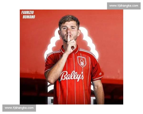 利物浦加入莱昂尼争夺战:意甲金童转会英超面临多重障碍 利物浦加入莱昂尼争夺战:意甲金童转会英超面临多重障碍