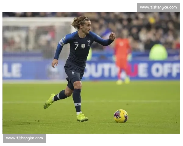 格列兹曼评足坛 TOP5:齐达内居首,C 罗落榜引热议